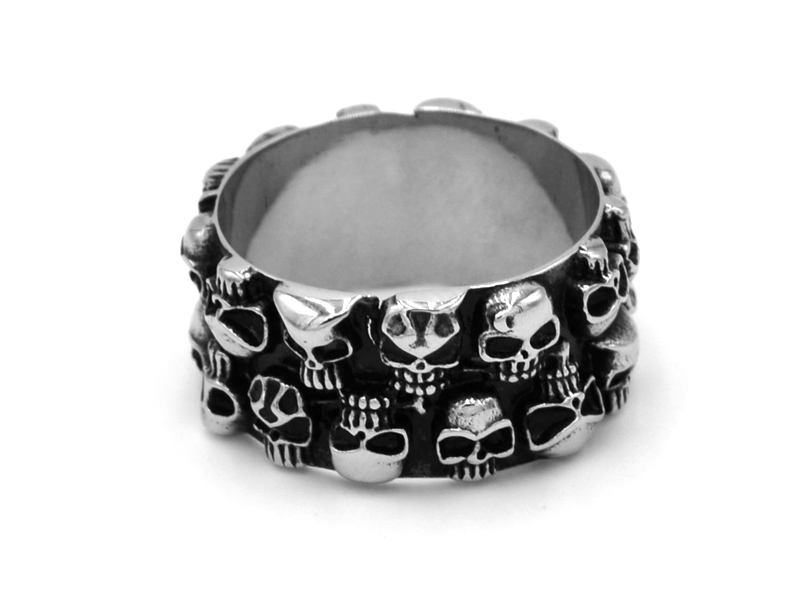 Edelstahlring Totenkopf