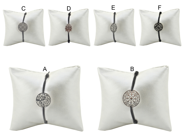 Armband mit Edelstahlmotiven