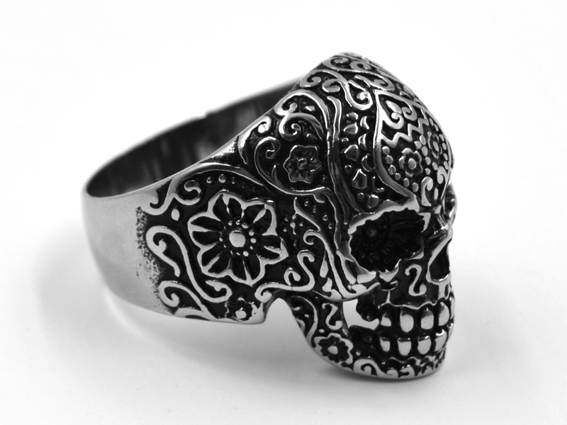 Edelstahlring "Totenkopf"